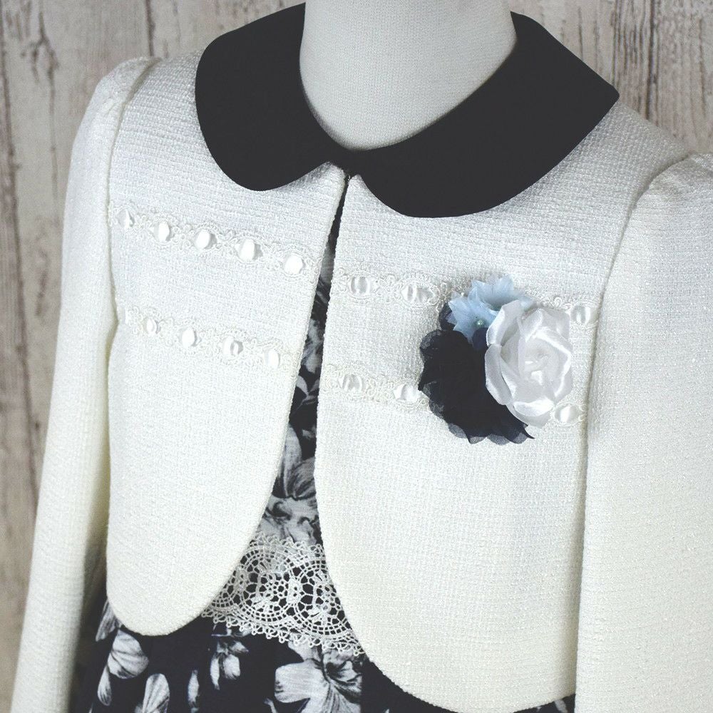 特別な日にぴったりのカラーの男の子用フォーマルスーツ。シンプルで美しいシルエットが魅力のAngel's Closetの子供フォーマル レンタル商品（【レンタル】プリントワンピースアンサンブル（CAT898304）120cm）｜画像5