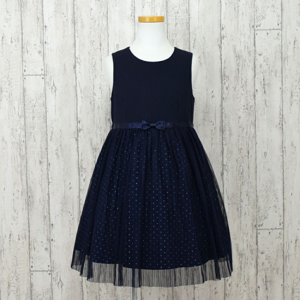 特別な日にぴったりのカラーの男の子用フォーマルスーツ。シンプルで美しいシルエットが魅力のAngel's Closetの子供フォーマル レンタル商品（【レンタル】プリーツシフォンアンサンブル（CAT402303）【ELLE】120cm）｜画像4