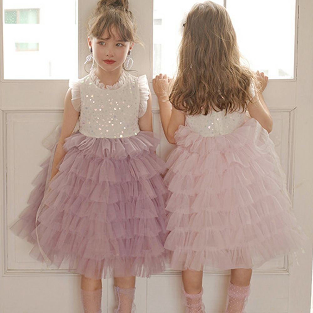 ピアノ発表会や結婚式にぴったりのカラーの女の子用キッズドレス。シンプルで美しいシルエットが魅力のAngel's Closetの子供ドレス レンタル商品（【レンタル】ティアードフリルネットガーゼ子供ドレス（YP086））｜画像3