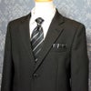 特別な日にぴったりのカラーの男の子用フォーマルスーツ。シンプルで美しいシルエットが魅力のAngel's Closetの子供フォーマル レンタル商品（【レンタル】レジメンタルタイ ベーシック 長ズボンスーツ5点セット（CAT595602））｜画像3
