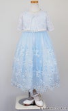 ピアノ発表会や結婚式にぴったりのブルーカラーの女の子用キッズドレス。シンプルで美しいシルエットが魅力のAngel's Closetの子供ドレス レンタル商品（【レンタル】クリスタルオーガンジーフローラル刺繍スカラップ子供ドレス(KD364)ブルー）｜画像8