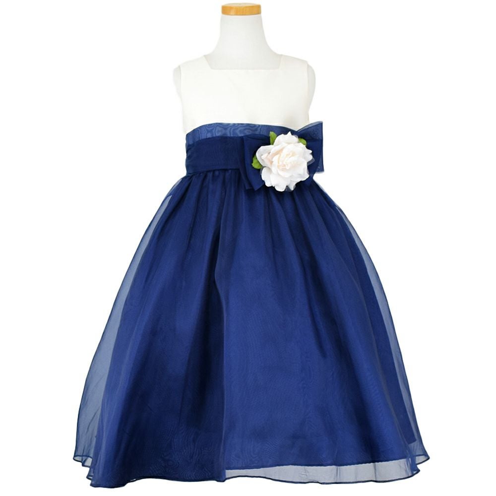 ピアノ発表会や結婚式にぴったりのネイビーカラーの女の子用キッズドレス。シンプルで美しいシルエットが魅力のAngel's Closetの子供ドレス レンタル商品（【レンタル】デュピオーニオーガンジー2トーンスクエアネック子供ドレス（CDC1225）ネイビー）｜画像2