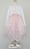 ピアノ発表会や結婚式にぴったりのカラーの女の子用キッズドレス。シンプルで美しいシルエットが魅力のAngel's Closetの子供ドレス レンタル商品（【レンタル】クリスタルオーガンジーフローラル刺繍スカラップ子供ドレス(KD364)ローズ）｜画像9