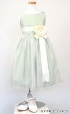 ピアノ発表会や結婚式にぴったりのカラーの女の子用キッズドレス。シンプルで美しいシルエットが魅力のAngel's Closetの子供ドレス レンタル商品（【レンタル】ヴィンテージサテン＆チュール子供ドレス(SK402)セージ）｜画像8