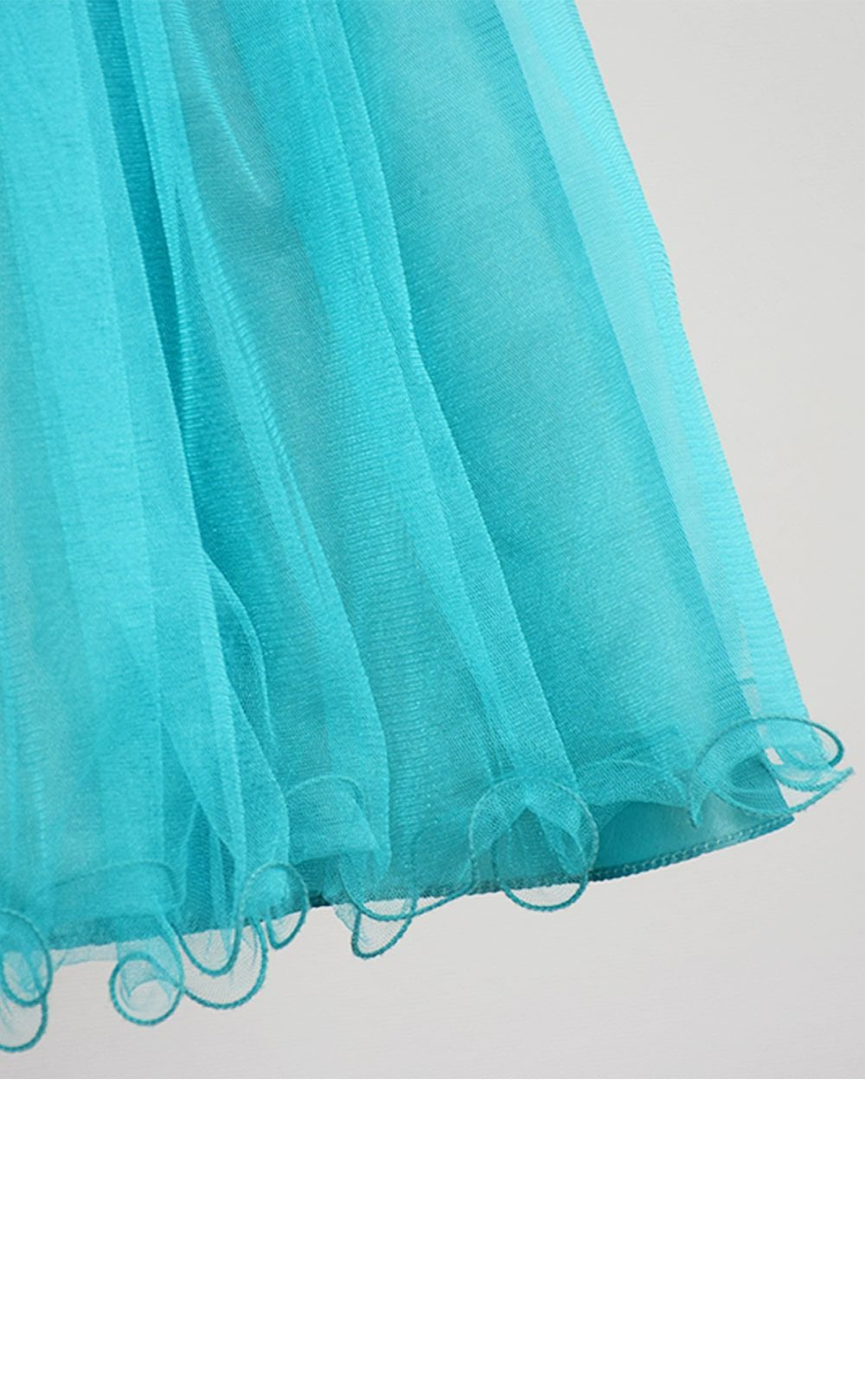 ピアノ発表会や結婚式にぴったりのカラーの女の子用キッズドレス。シンプルで美しいシルエットが魅力のAngel's Closetの子供ドレス レンタル商品（【レンタル】レース＆ラインストーンビジューベルトクリスタルチュール子供ドレス(MBK340)ひすい）｜画像6