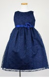 ピアノ発表会や結婚式にぴったりのネイビーカラーの女の子用キッズドレス。シンプルで美しいシルエットが魅力のAngel's Closetの子供ドレス レンタル商品（【レンタル】フラワーレースサテンリボン子供ドレス(CCD749)ネイビー）｜画像3