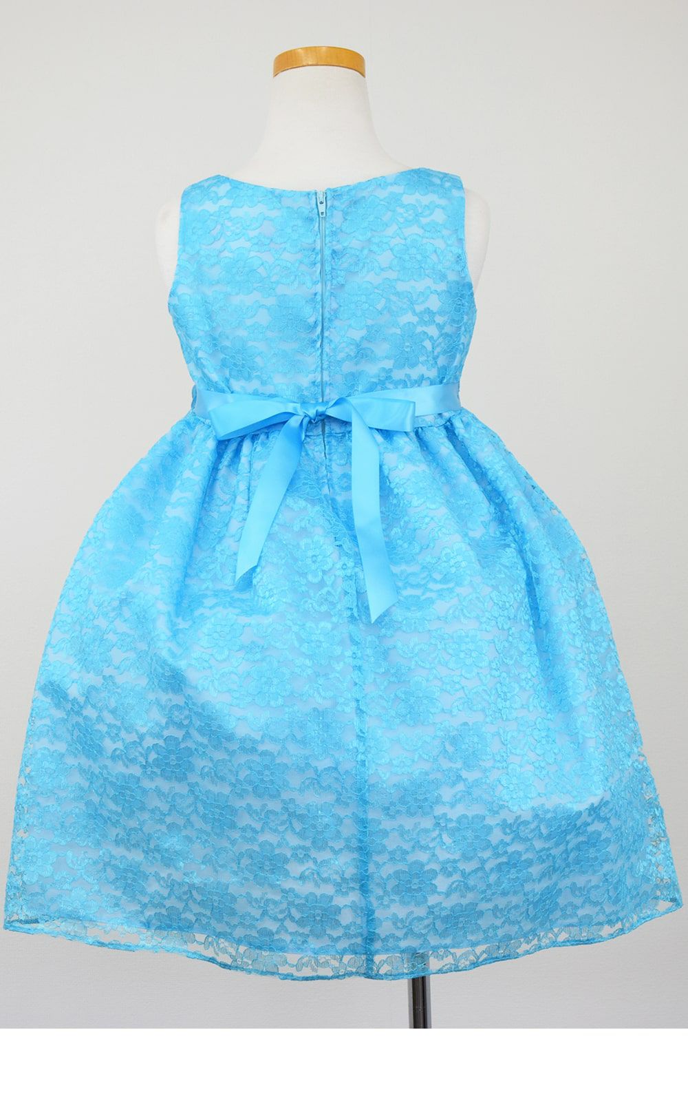 ピアノ発表会や結婚式にぴったりのカラーの女の子用キッズドレス。シンプルで美しいシルエットが魅力のAngel's Closetの子供ドレス レンタル商品（【レンタル】フラワーレースサテンリボン子供ドレス(CCD749)ターコイズ）｜画像5