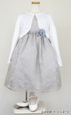 ピアノ発表会や結婚式にぴったりのカラーの女の子用キッズドレス。シンプルで美しいシルエットが魅力のAngel's Closetの子供ドレス レンタル商品（【レンタル】フラワーレースサテンリボン子供ドレス(CCD749)シルバー）｜画像11