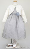 ピアノ発表会や結婚式にぴったりのカラーの女の子用キッズドレス。シンプルで美しいシルエットが魅力のAngel's Closetの子供ドレス レンタル商品（【レンタル】フラワーレースサテンリボン子供ドレス(CCD749)シルバー）｜画像12