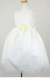 ピアノ発表会や結婚式にぴったりのカラーの女の子用キッズドレス。シンプルで美しいシルエットが魅力のAngel's Closetの子供ドレス レンタル商品（【レンタル】フラワーレースサテンリボン子供ドレス(CCD749)アイボリー）｜画像4