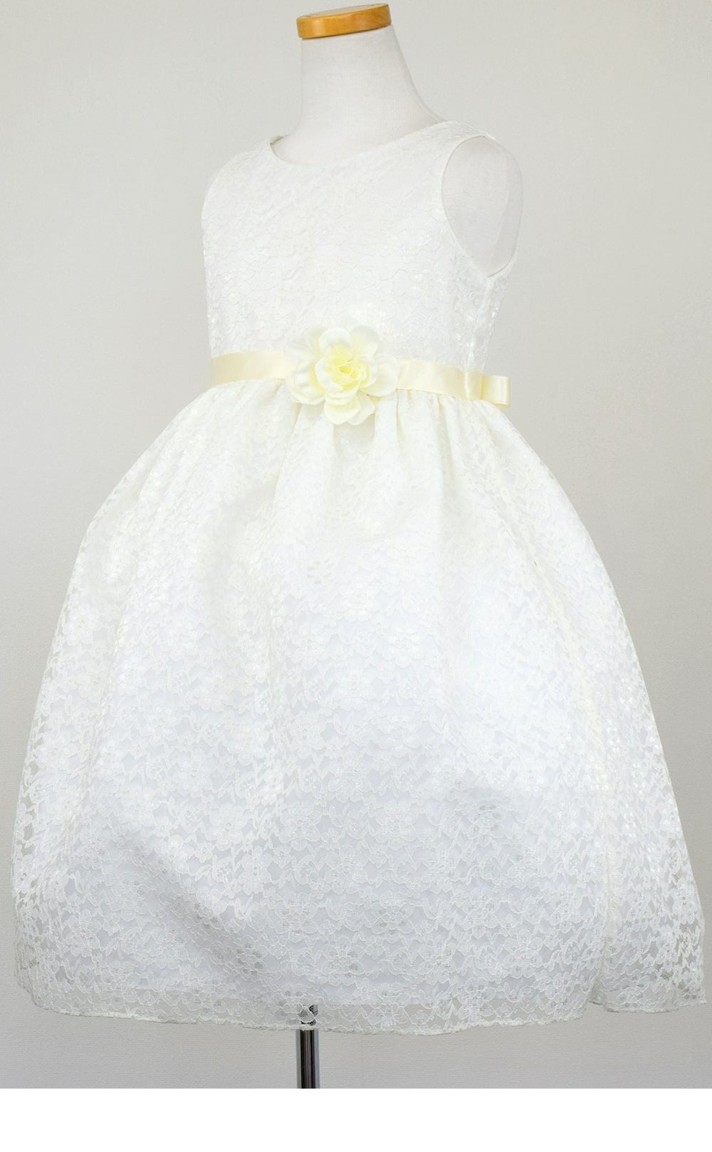ピアノ発表会や結婚式にぴったりのカラーの女の子用キッズドレス。シンプルで美しいシルエットが魅力のAngel's Closetの子供ドレス レンタル商品（【レンタル】フラワーレースサテンリボン子供ドレス(CCD749)アイボリー）｜画像4