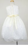 ピアノ発表会や結婚式にぴったりのカラーの女の子用キッズドレス。シンプルで美しいシルエットが魅力のAngel's Closetの子供ドレス レンタル商品（【レンタル】フラワーレースサテンリボン子供ドレス(CCD749)アイボリー）｜画像5