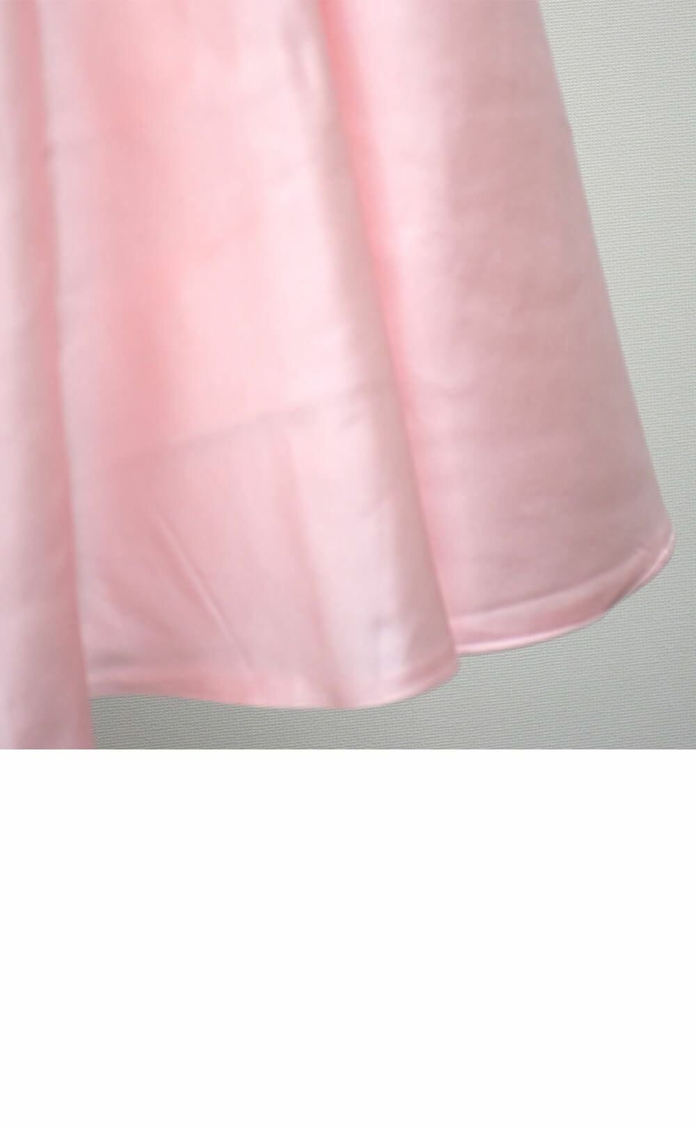 ピアノ発表会や結婚式にぴったりのピンクカラーの女の子用キッズドレス。シンプルで美しいシルエットが魅力のAngel's Closetの子供ドレス レンタル商品（【レンタル】クラシカルサテンプリンセスロング子供ドレスB(yp005b)ライトピンク）｜画像6