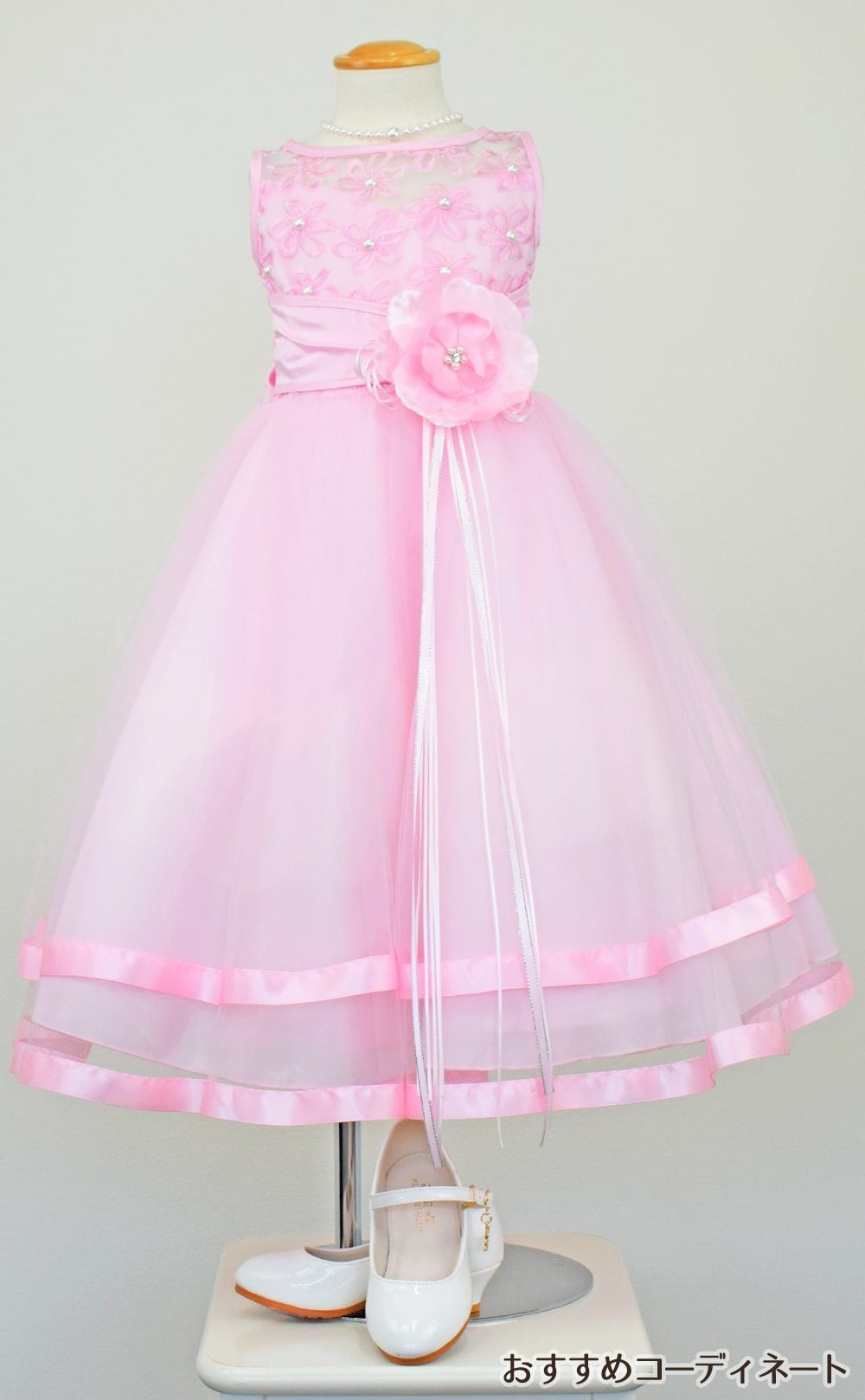 ピアノ発表会や結婚式にぴったりのピンクカラーの女の子用キッズドレス。シンプルで美しいシルエットが魅力のAngel's Closetの子供ドレス レンタル商品（【レンタル】ロマンス(rmc)ピンク）｜画像9