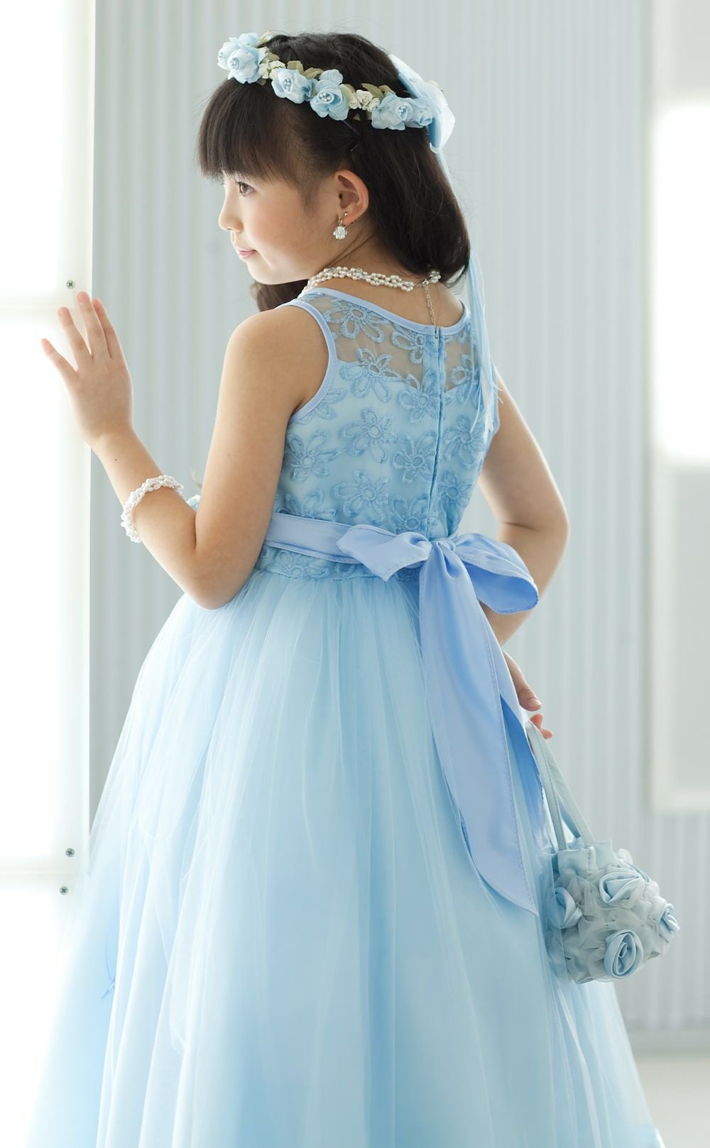 ピアノ発表会や結婚式にぴったりのライラックカラーの女の子用キッズドレス。シンプルで美しいシルエットが魅力のAngel's Closetの子供ドレス レンタル商品（【レンタル】ロマンス(rmc)ライラック）｜画像14