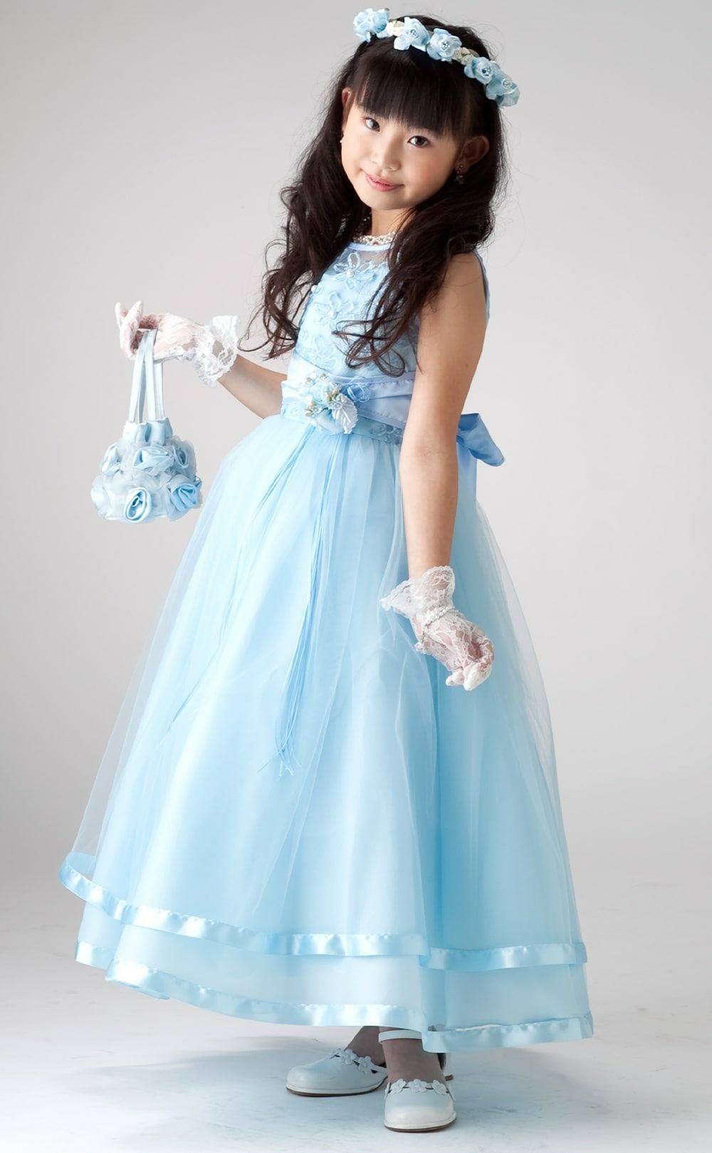 ピアノ発表会や結婚式にぴったりのホワイトカラーの女の子用キッズドレス。シンプルで美しいシルエットが魅力のAngel's Closetの子供ドレス レンタル商品（【レンタル】ロマンス(rmc)オフホワイト）｜画像13