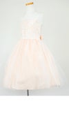 ピアノ発表会や結婚式にぴったりのカラーの女の子用キッズドレス。シンプルで美しいシルエットが魅力のAngel's Closetの子供ドレス レンタル商品（【レンタル】エレガント刺繍メッシュ＆パールトリム子供ドレス(SK740)シャンパン）｜画像4