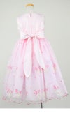 ピアノ発表会や結婚式にぴったりのピンクカラーの女の子用キッズドレス。シンプルで美しいシルエットが魅力のAngel's Closetの子供ドレス レンタル商品（【レンタル】サテン＆ブーケ柄刺繍オーガンジー子供ドレス(KD220)ピンク）｜画像5