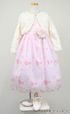 ピアノ発表会や結婚式にぴったりのピンクカラーの女の子用キッズドレス。シンプルで美しいシルエットが魅力のAngel's Closetの子供ドレス レンタル商品（【レンタル】サテン＆ブーケ柄刺繍オーガンジー子供ドレス(KD220)ピンク）｜画像12