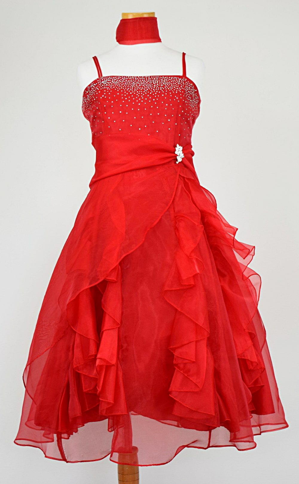 ピアノ発表会や結婚式にぴったりのカラーの女の子用キッズドレス。シンプルで美しいシルエットが魅力のAngel's Closetの子供ドレス レンタル商品（【レンタル】ラインストーン＆オーガンジーレイヤードフリル子供ドレス(HC734)レッド）｜画像3