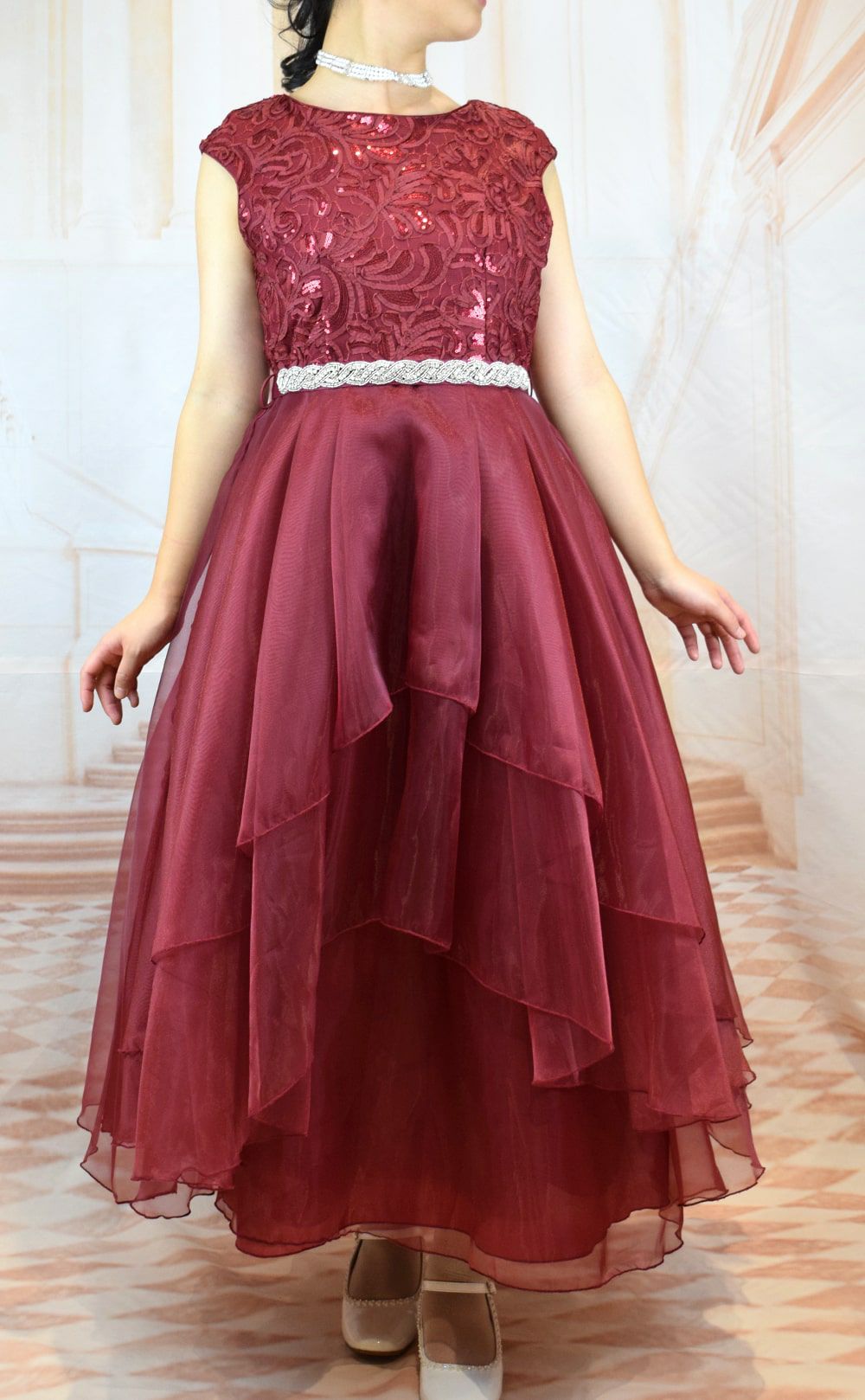 ピアノ発表会や結婚式にぴったりのカラーの女の子用キッズドレス。シンプルで美しいシルエットが魅力のAngel's Closetの子供ドレス レンタル商品（【レンタル】スパークリートップ＆オーガンジーレイヤー子供ドレス(JK3811)バーガンディー）｜画像14