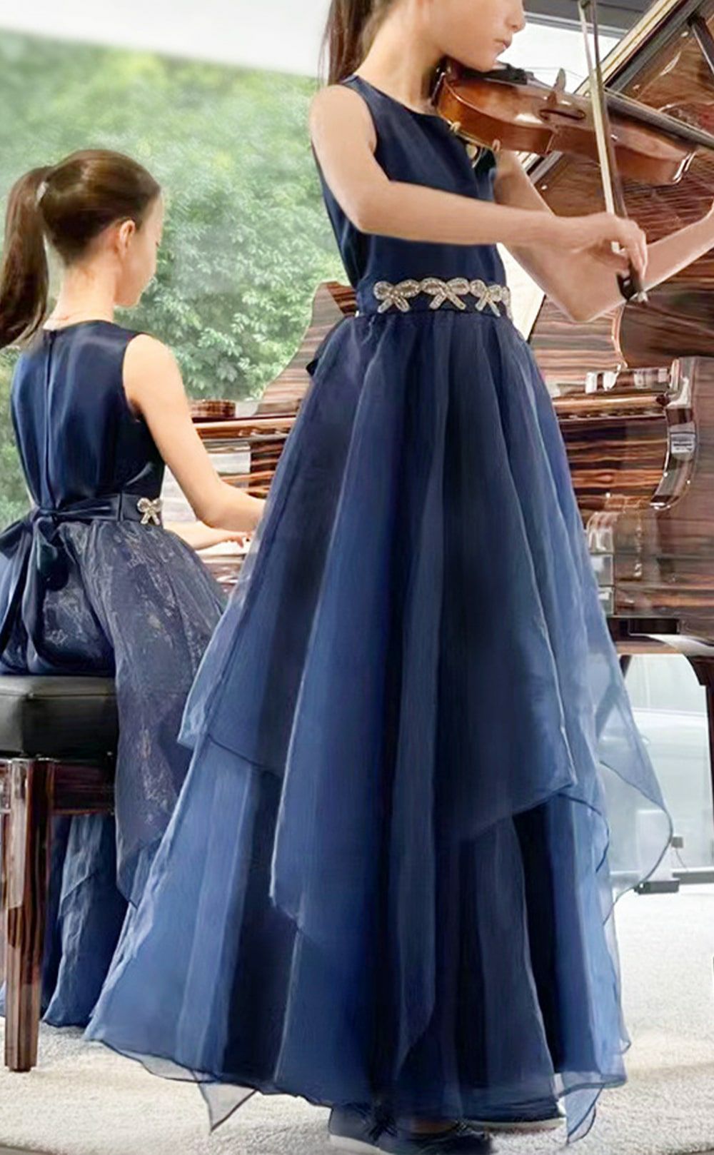 ピアノ発表会や結婚式にぴったりのネイビーカラーの女の子用キッズドレス。シンプルで美しいシルエットが魅力のAngel's Closetの子供ドレス レンタル商品（【レンタル】リボンビーズ刺繍＆フェミニンオーガンジーロング子供ドレス(YP155)ネイビー）｜画像12