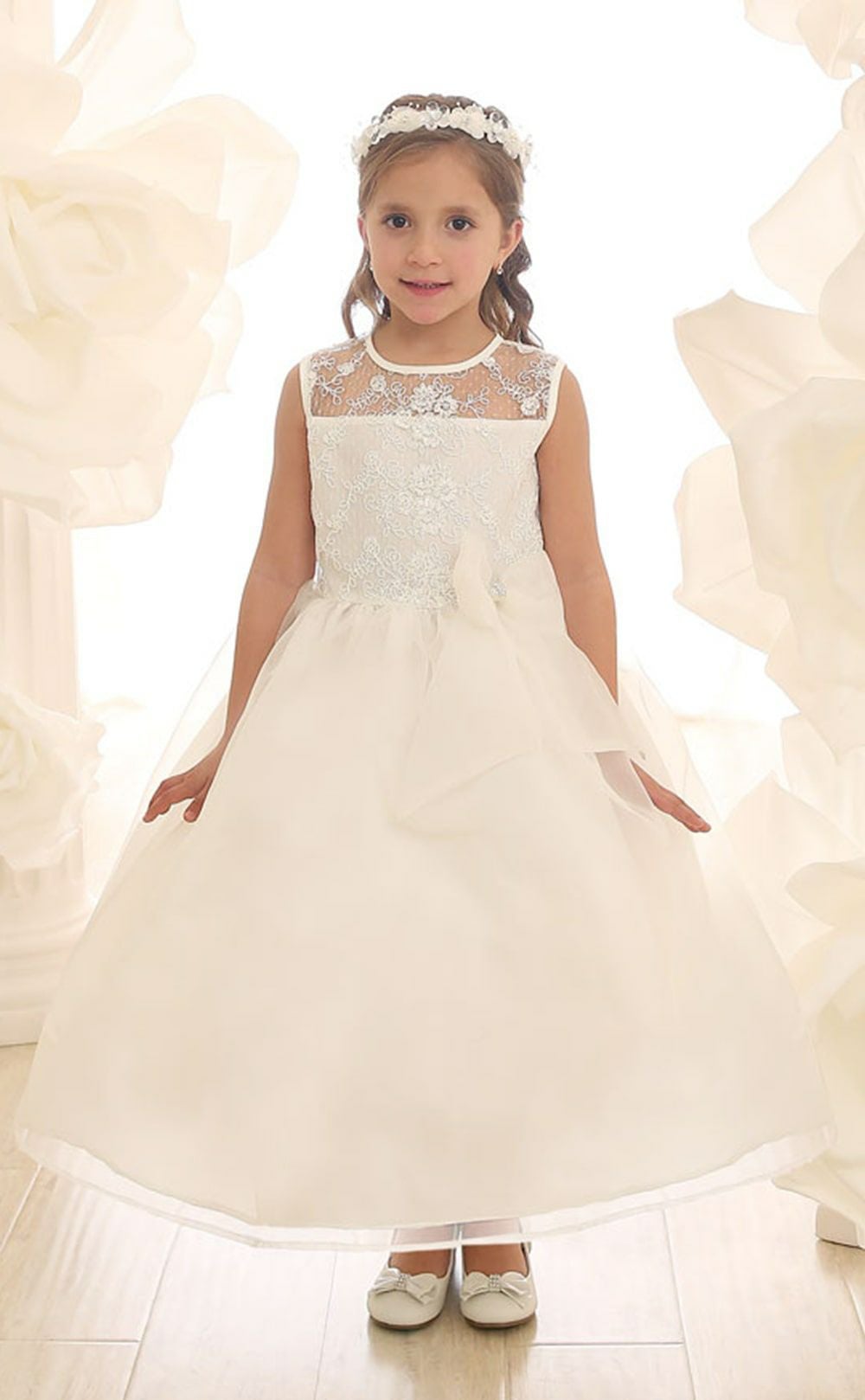 ピアノ発表会や結婚式にぴったりのカラーの女の子用キッズドレス。シンプルで美しいシルエットが魅力のAngel's Closetの子供ドレス レンタル商品（【レンタル】レース＆メタル刺繍オーガンジー子供ドレス（リボンコサージュ付）(CC2461)ミント）｜画像15