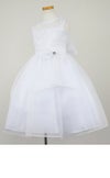 ピアノ発表会や結婚式にぴったりのホワイトカラーの女の子用キッズドレス。シンプルで美しいシルエットが魅力のAngel's Closetの子供ドレス レンタル商品（【レンタル】レース＆メタル刺繍オーガンジー子供ドレス（リボンコサージュ付）(CC2461)ホワイト）｜画像4