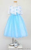 ピアノ発表会や結婚式にぴったりのカラーの女の子用キッズドレス。シンプルで美しいシルエットが魅力のAngel's Closetの子供ドレス レンタル商品（【レンタル】フローラルサテンリボン刺繍イリュージョン子供ドレス(KD365)アクア）｜画像9