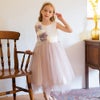 ピアノ発表会や結婚式にぴったりのブルーカラーの女の子用キッズドレス。シンプルで美しいシルエットが魅力のAngel's Closetの子供ドレス レンタル商品（【レンタル】フラワーモニュメント＆レイヤードチュール子供ドレス(YP082)ペールブルー）｜画像13