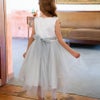 ピアノ発表会や結婚式にぴったりのブルーカラーの女の子用キッズドレス。シンプルで美しいシルエットが魅力のAngel's Closetの子供ドレス レンタル商品（【レンタル】フラワーモニュメント＆レイヤードチュール子供ドレス(YP082)ペールブルー）｜画像14