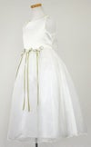 ピアノ発表会や結婚式にぴったりのホワイトカラーの女の子用キッズドレス。シンプルで美しいシルエットが魅力のAngel's Closetの子供ドレス レンタル商品（【レンタル】サテン＆シャイニーオーガンジー子供ドレスサニー(KD149)オフホワイト）｜画像4