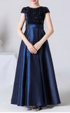 ピアノ発表会や結婚式にぴったりのネイビーカラーの女の子用キッズドレス。シンプルで美しいシルエットが魅力のAngel's Closetの子供ドレス レンタル商品（【レンタル】スパンコール＆サテンロングドレス※コルセットバックリボン結び型(YP136C)ネイビー）｜画像13