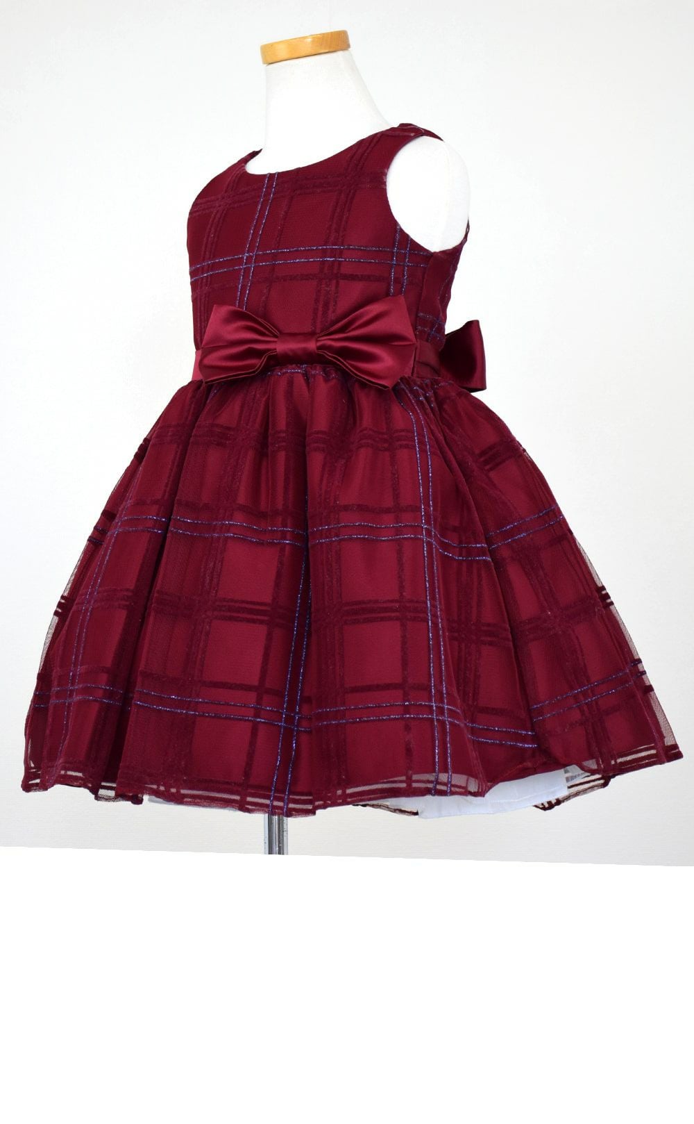 ピアノ発表会や結婚式にぴったりのカラーの女の子用キッズドレス。シンプルで美しいシルエットが魅力のAngel's Closetの子供ドレス レンタル商品（【レンタル】フロックドグリッター格子柄メッシュ＆サテン子供ドレス(SK714)バーガンディー）｜画像4