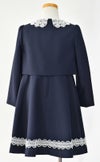 特別な日にぴったりのネイビーカラーの男の子用フォーマルスーツ。シンプルで美しいシルエットが魅力のAngel's Closetの子供フォーマル レンタル商品（【レンタル】レース襟アンサンブルスーツセット(CAT137350)ネイビー）｜画像4