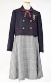 特別な日にぴったりのネイビーカラーの男の子用フォーマルスーツ。シンプルで美しいシルエットが魅力のAngel's Closetの子供フォーマル レンタル商品（【レンタル】ショートジャケットハイウエストスカートスーツ5点セット(CAT422503)ネイビー）｜画像3