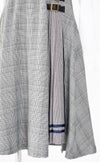 特別な日にぴったりのネイビーカラーの男の子用フォーマルスーツ。シンプルで美しいシルエットが魅力のAngel's Closetの子供フォーマル レンタル商品（【レンタル】ショートジャケットハイウエストスカートスーツ5点セット(CAT422503)ネイビー）｜画像9