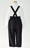 特別な日にぴったりのブラックカラーの男の子用フォーマルスーツ。シンプルで美しいシルエットが魅力のAngel's Closetの子供フォーマル レンタル商品（【レンタル】スカラップジャケットパンツスーツ4点セット(CAT437310)ブラック）｜画像8