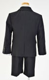 特別な日にぴったりのブラックカラーの男の子用フォーマルスーツ。シンプルで美しいシルエットが魅力のAngel's Closetの子供フォーマル レンタル商品（【レンタル】2つ釦ストライプスーツ5点セット(CAT545410)ブラック）｜画像5