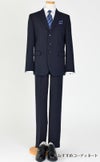 特別な日にぴったりのネイビーカラーの男の子用フォーマルスーツ。シンプルで美しいシルエットが魅力のAngel's Closetの子供フォーマル レンタル商品（【レンタル】ヘリンボーン織り3つボタンスーツ5点セット(CAT545611)ネイビー）｜画像9