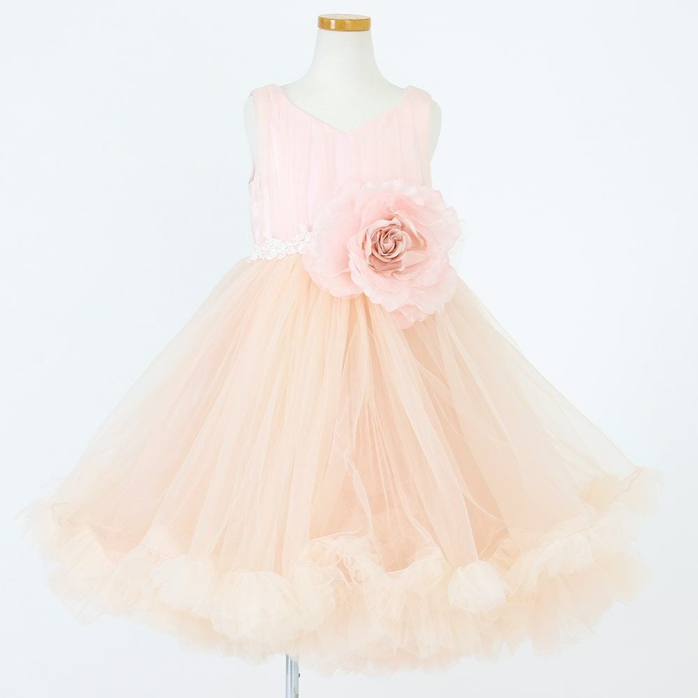 ピアノ発表会や結婚式にぴったりのピンクカラーの女の子用キッズドレス。シンプルで美しいシルエットが魅力のAngel's Closetの子供ドレス レンタル商品（【レンタル】ティアードチュール＆ラージローズドレス(YP220)ピンク）｜画像2