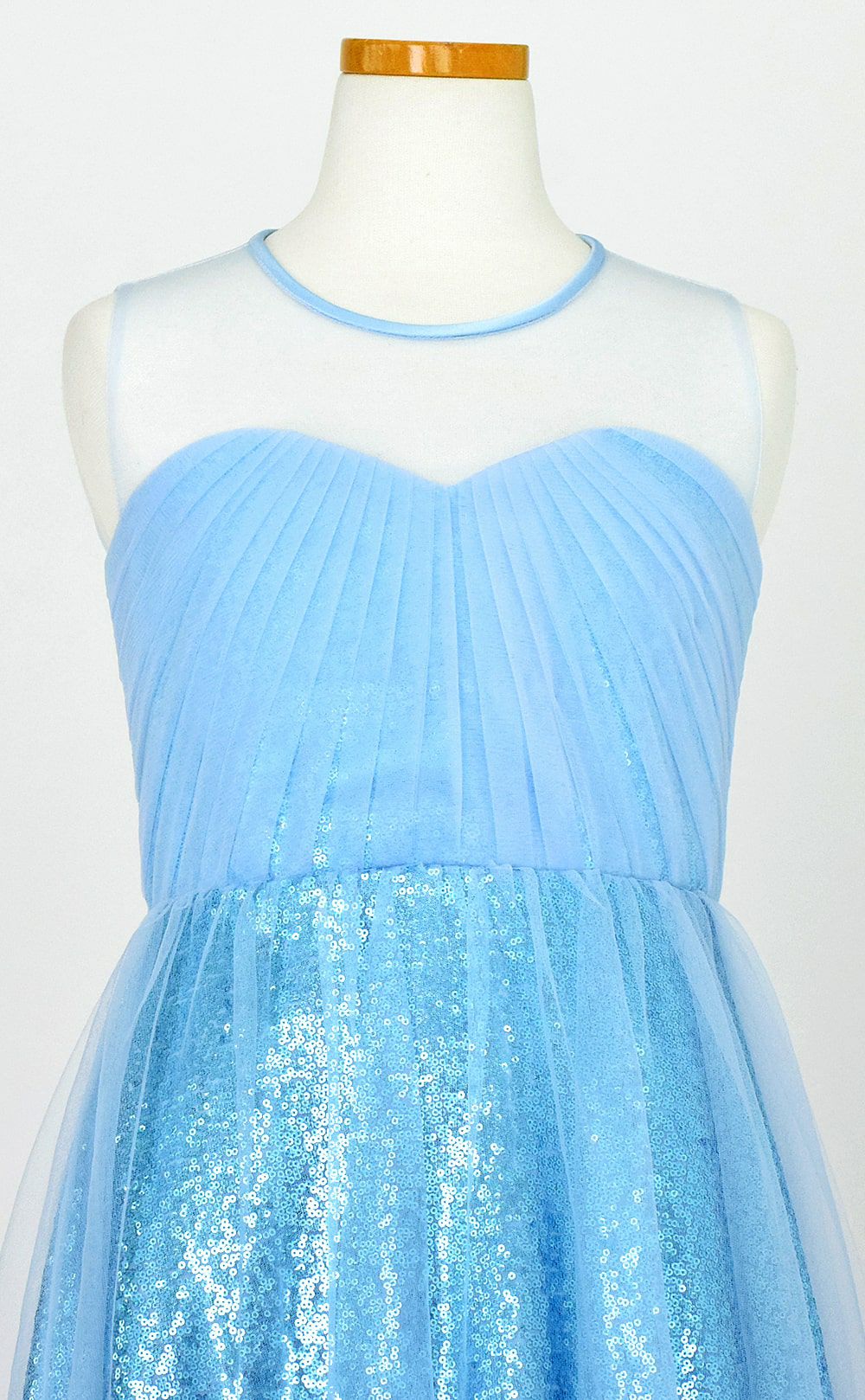 ピアノ発表会や結婚式にぴったりのブルーカラーの女の子用キッズドレス。シンプルで美しいシルエットが魅力のAngel's Closetの子供ドレス レンタル商品（【レンタル】ビスチェ風スパンコール＆チュールロングドレス（YP221） ベビーブルー）｜画像7
