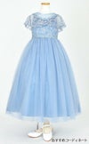 ピアノ発表会や結婚式にぴったりのブルーカラーの女の子用キッズドレス。シンプルで美しいシルエットが魅力のAngel's Closetの子供ドレス レンタル商品（【レンタル】フラワーレースケープ＆チュールドレス（YP222） ブルーグレー）｜画像8