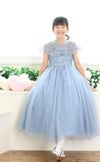 ピアノ発表会や結婚式にぴったりのブルーカラーの女の子用キッズドレス。シンプルで美しいシルエットが魅力のAngel's Closetの子供ドレス レンタル商品（【レンタル】フラワーレースケープ＆チュールドレス（YP222） ブルーグレー）｜画像11