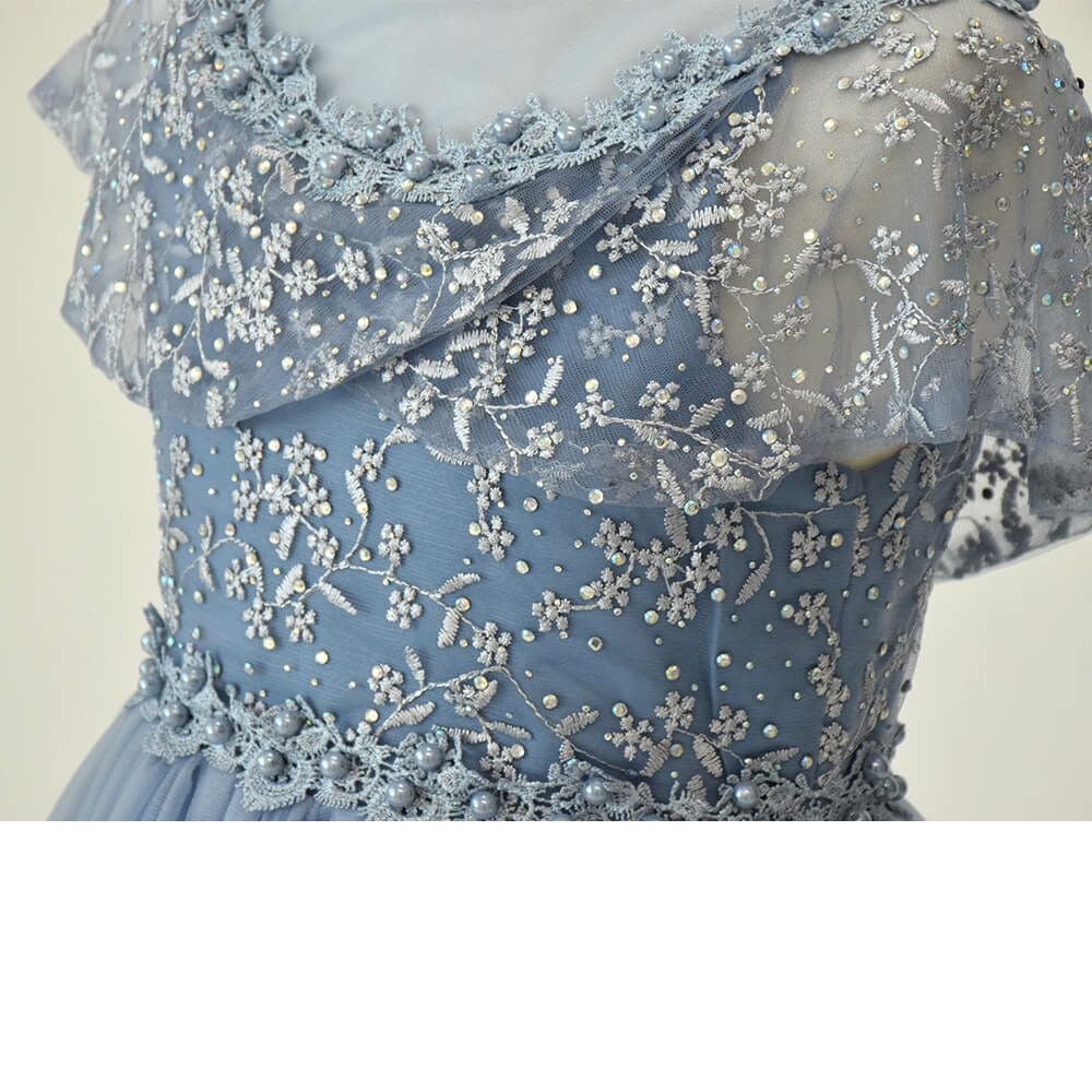ピアノ発表会や結婚式にぴったりのブルーカラーの女の子用キッズドレス。シンプルで美しいシルエットが魅力のAngel's Closetの子供ドレス レンタル商品（【レンタル】フラワーレースケープ＆チュールドレス（YP222） ブルーグレー）｜画像13